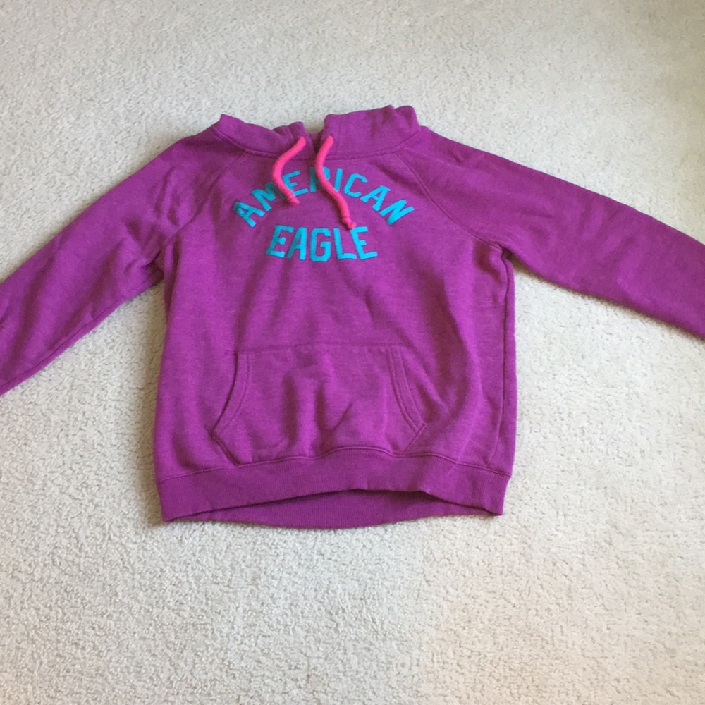 American Eagle sweatshirt